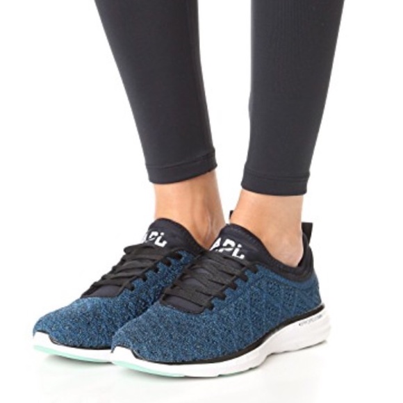 apl techloom phantom women's